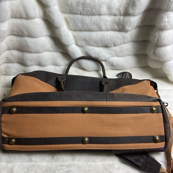 NWT Canyon outback CCRTD embossed logo brown leather and tan canvas duff… - Picture 3 of 11